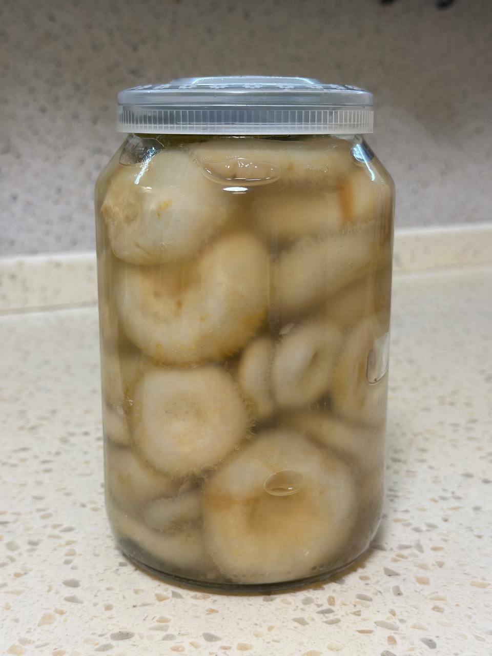 Грузди соленые мохнатые (мелкие/средние) Грузди соленые мохнатые (мелкие/средние)